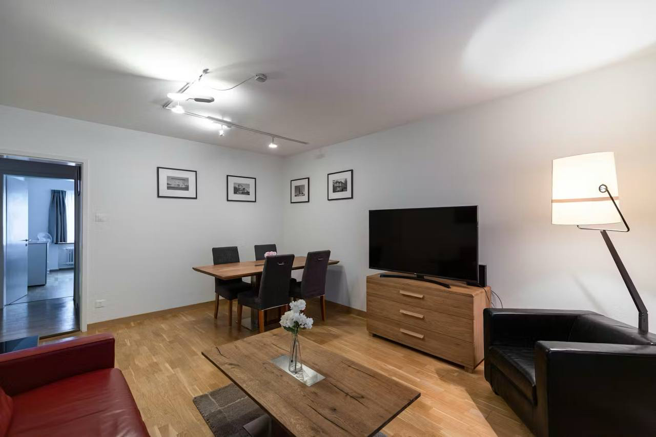 Appartement meublé 80m² – Centre-ville